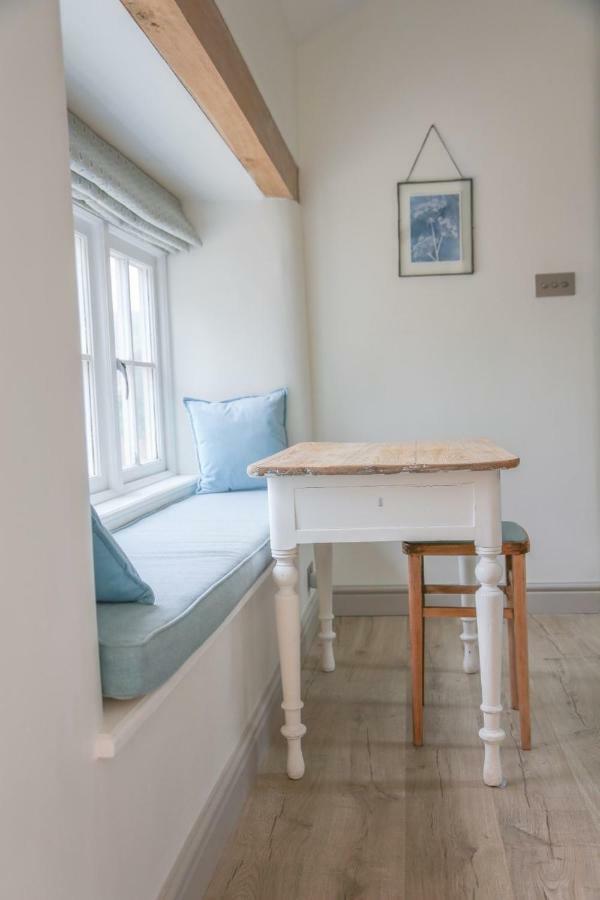 Barley - Cosy Stylish Apartment - Easy Access To Bath And Many Nearby Attractions Box  Kültér fotó