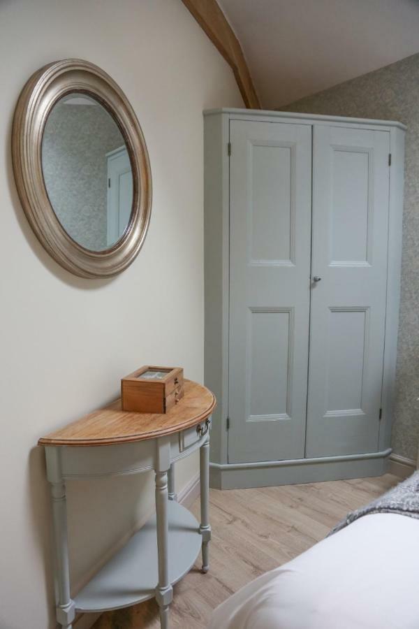 Barley - Cosy Stylish Apartment - Easy Access To Bath And Many Nearby Attractions Box  Kültér fotó
